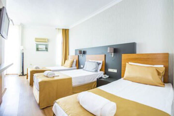 Room 21 of 29