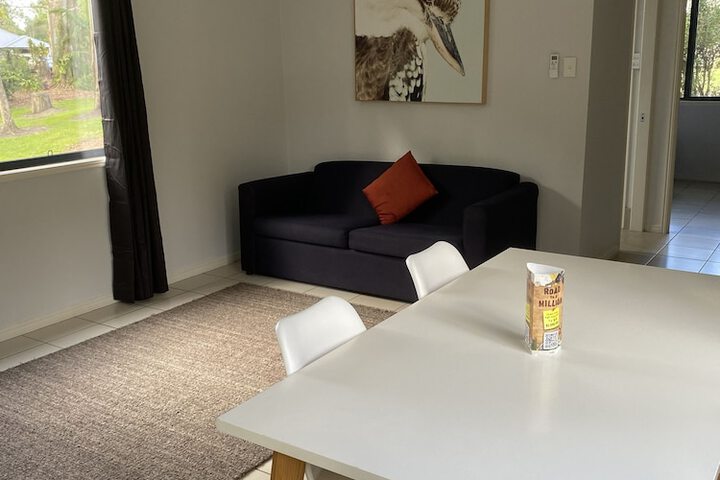 Room 16 of 38