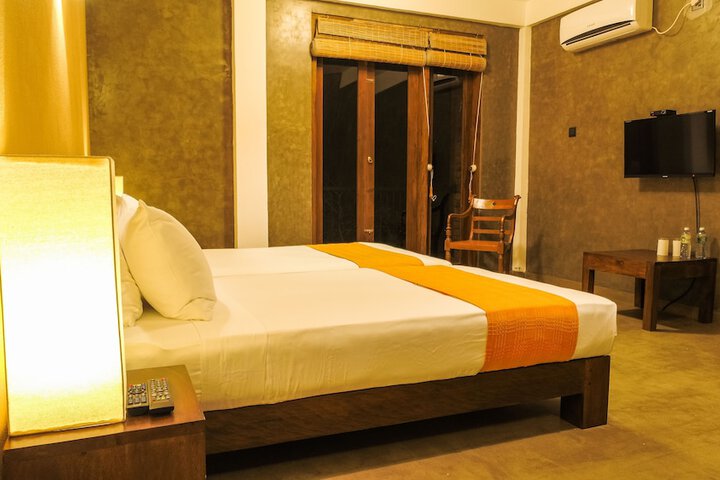 Room 4 of 45