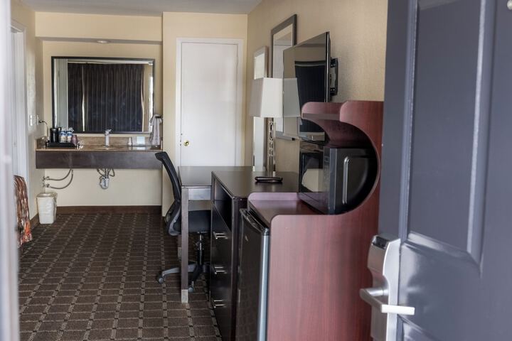 Room 20 of 60