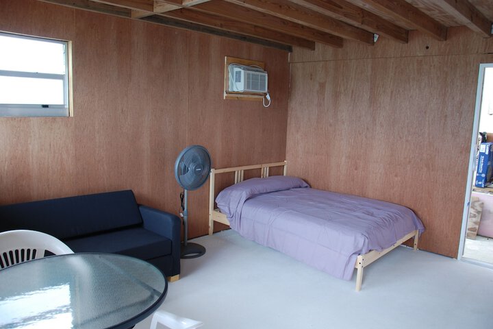 Room 3 of 8