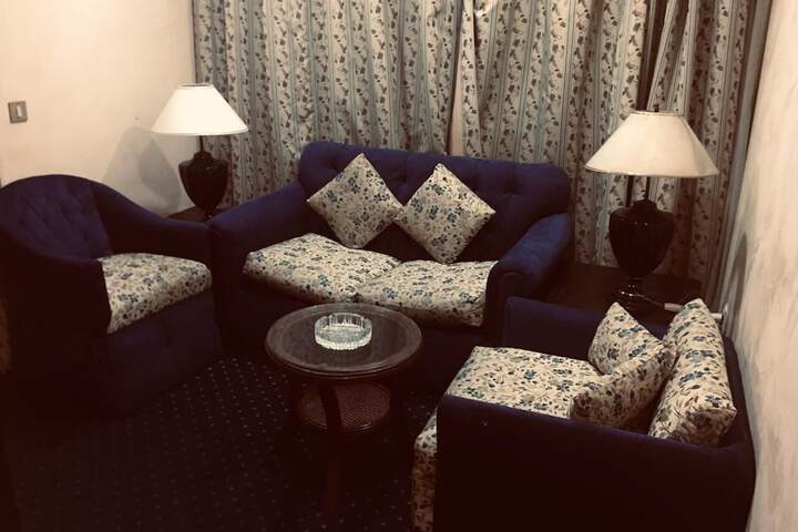 Room 5 of 27