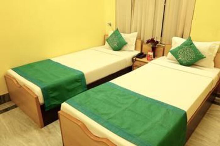 Room 10 of 24