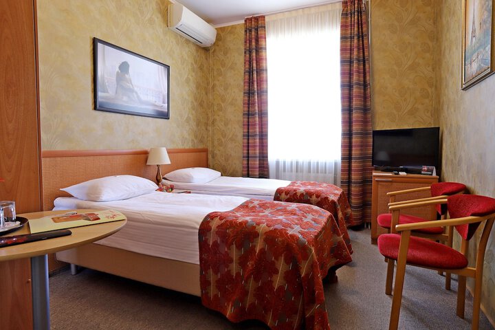 Room 34 of 113