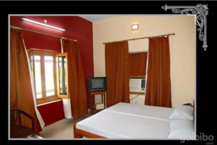 Laid back rooms near Bus Stand