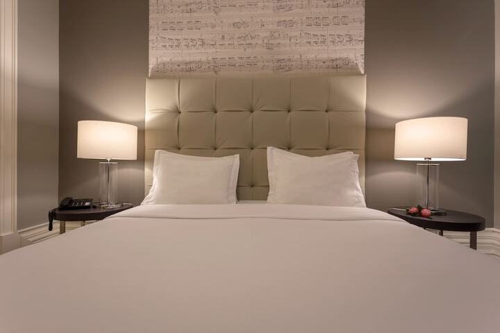 Room 36 of 117