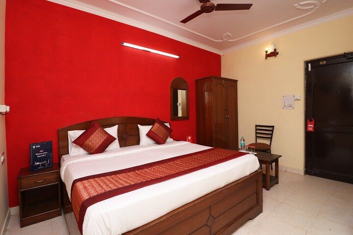 Room 18 of 34