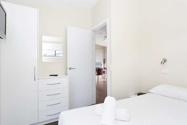 Room 25 of 63