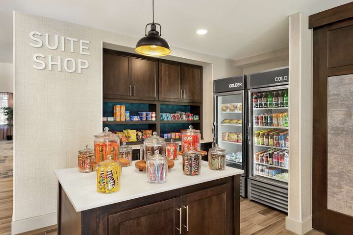 Snack bar
