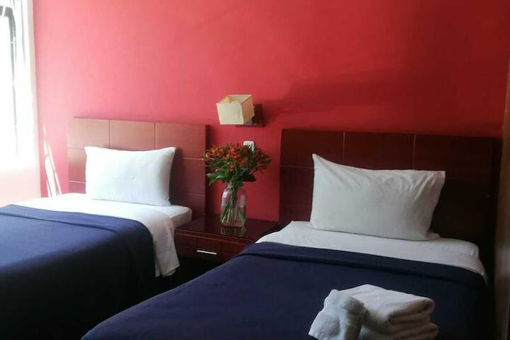 Room 43 of 102