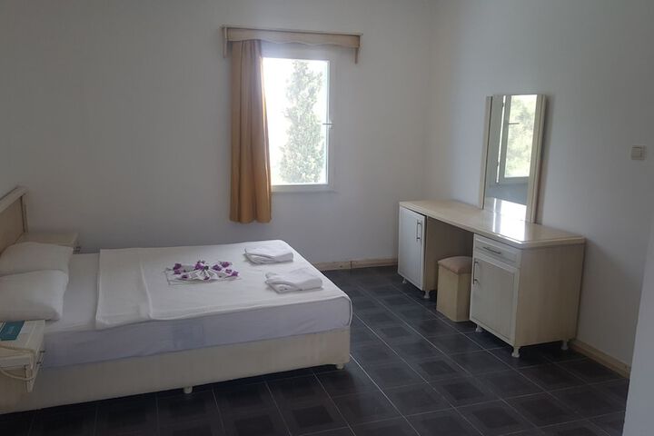 Room 15 of 46