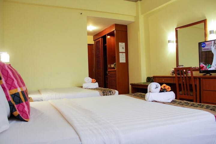 Room 18 of 94