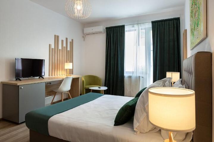 Room 3 of 31