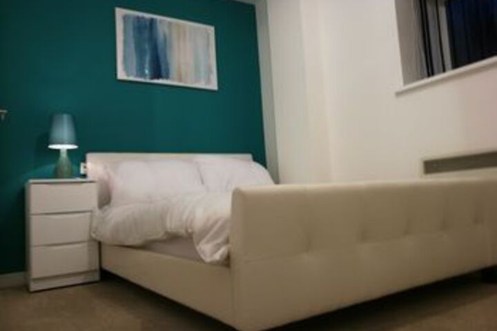 Room 9 of 19