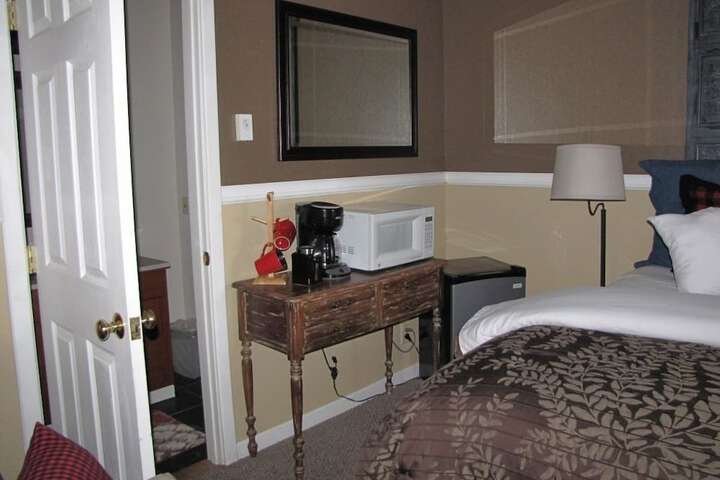 Room 19 of 35