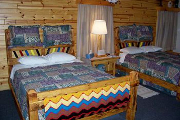 Room 8 of 33