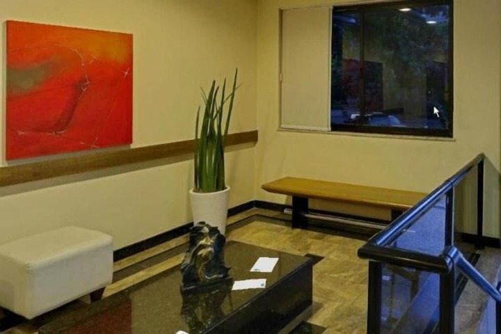 Entrance & Lobby