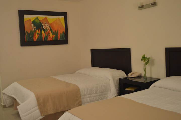 Room 8 of 32