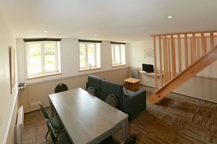 Room 7 of 46