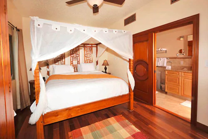 Room 3 of 61