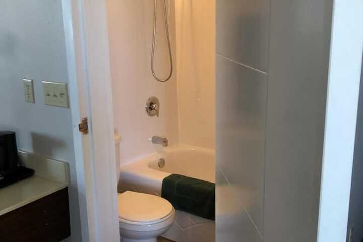 Room 15 of 19