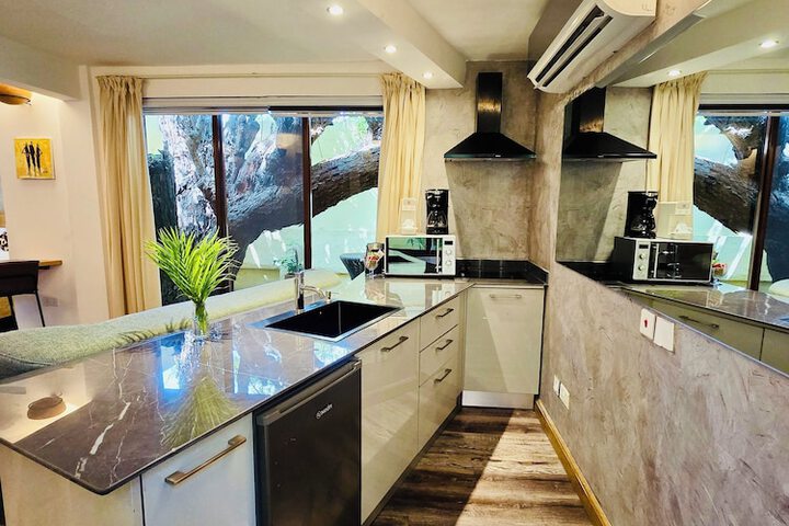 Private kitchenette