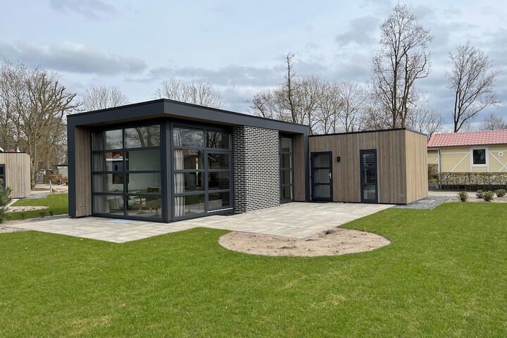 Veluwemeer Chalet Park Retreat in Hulshorst