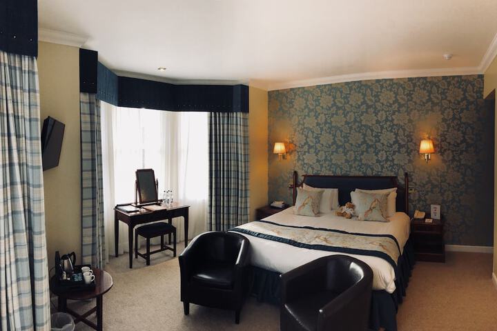 Room 6 of 68