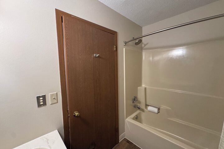 Room 31 of 115