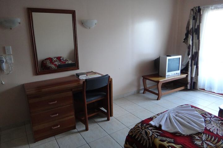 Room 16 of 51