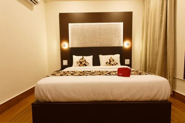 OYO Premium Kotri Circle
