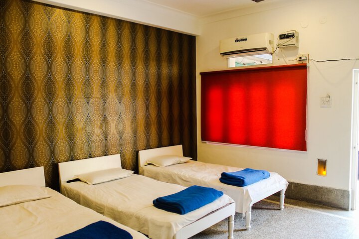 Room 11 of 62