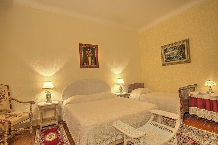 Room 16 of 112