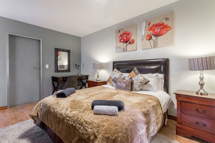 Room 21 of 148
