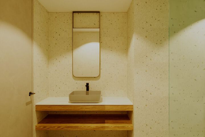 Room 46 of 91