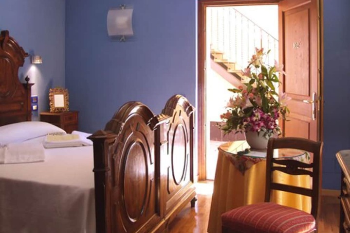 Room 13 of 75