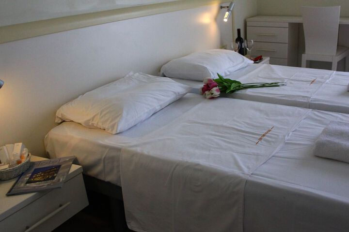 Room 40 of 91