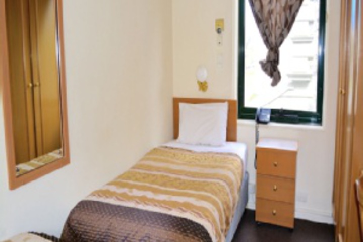 Room 489 of 768