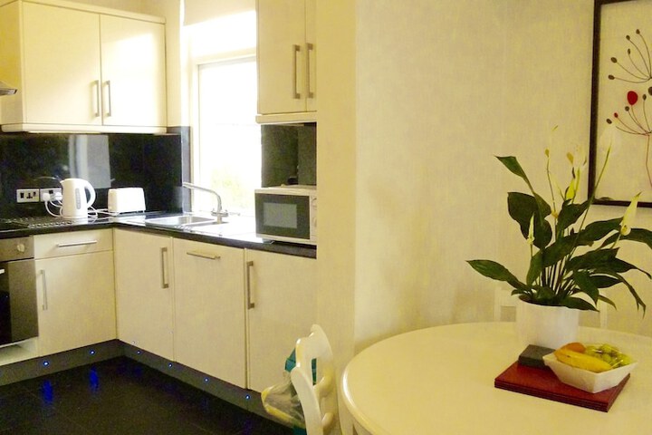 Room 19 of 35