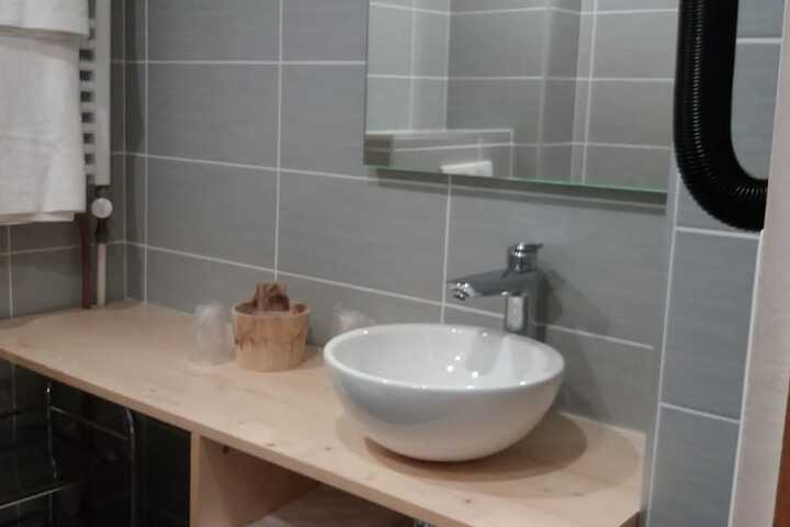 Room 15 of 52