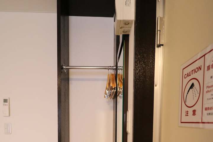 Room 32 of 112