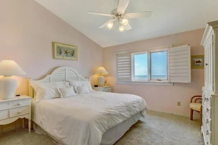Room 2 of 24