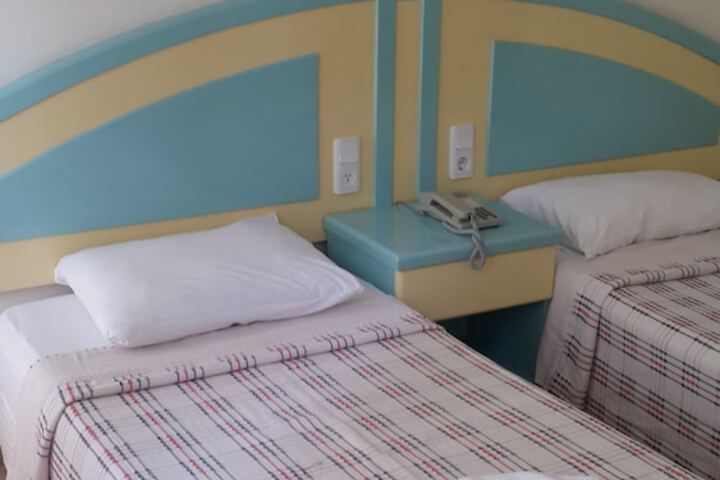 Room 10 of 45