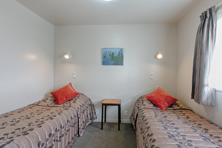 Room 10 of 43
