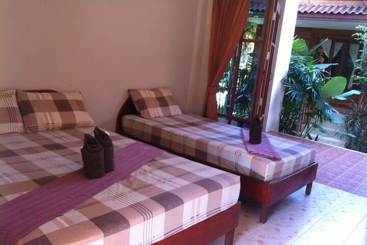 Room 16 of 49