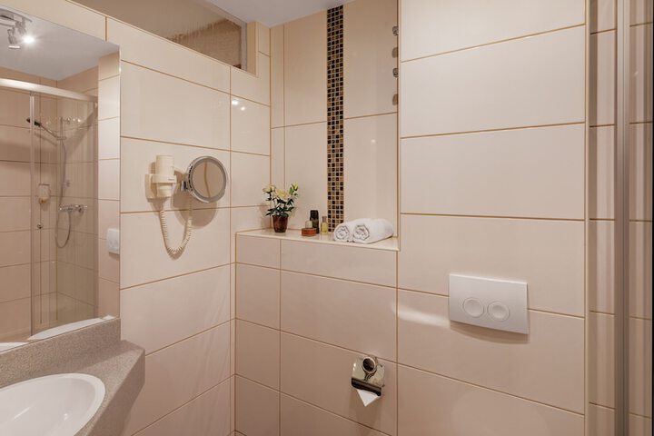 Bathroom Interior Photo