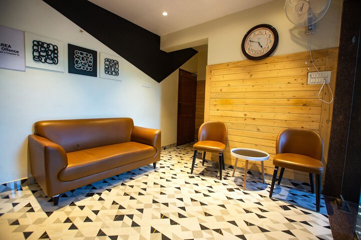 Hotel Interior 4 of 18