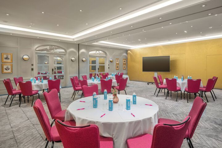 Ballroom/Hall 155 of 200