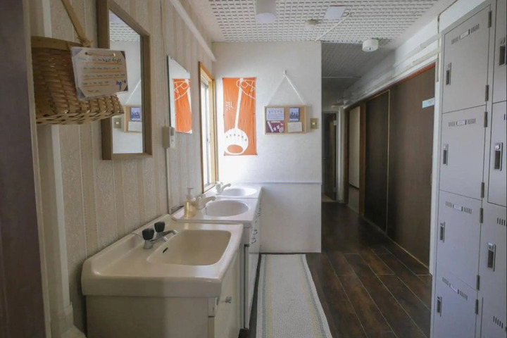 Photo 7