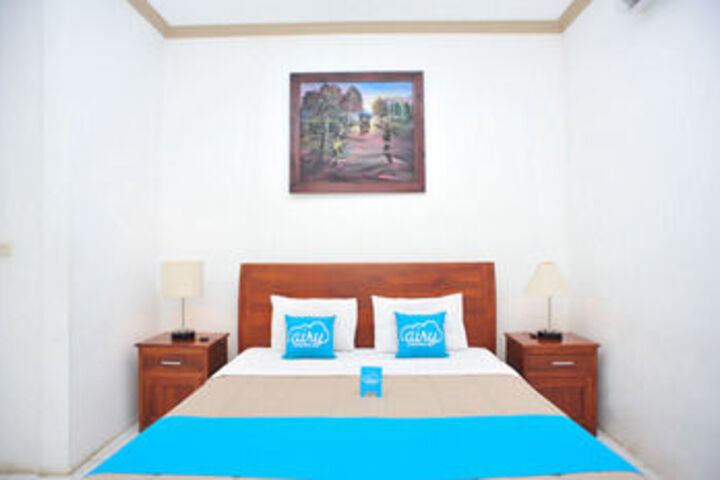 Room 12 of 26